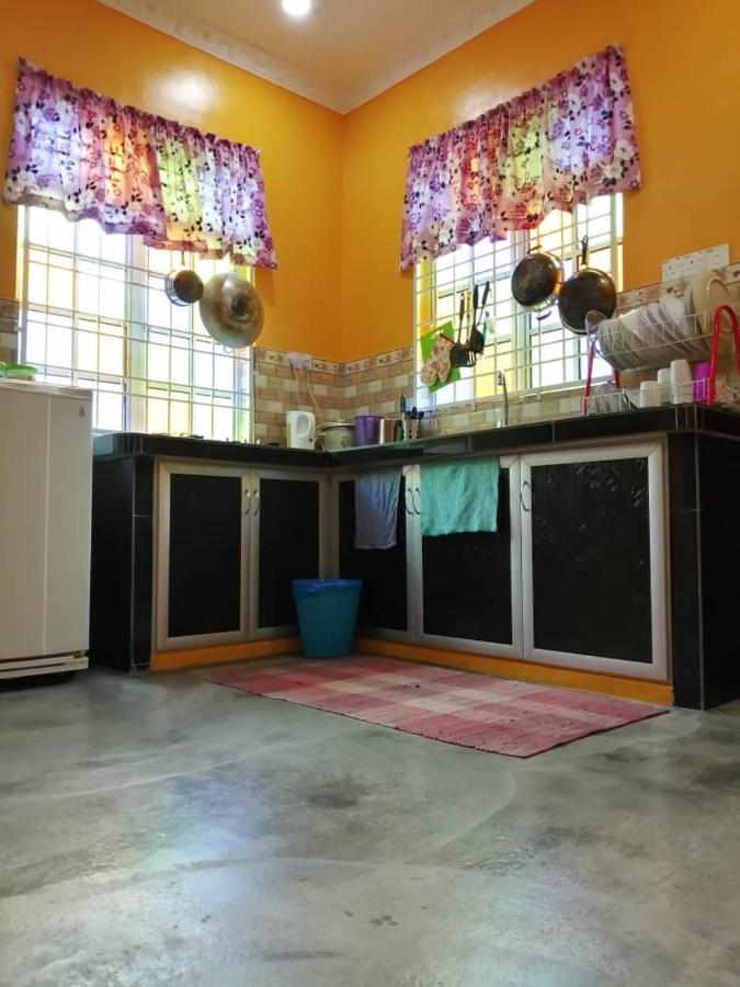 Homestay Warisan Bonda Masjid Tanah/Melaka Exteriör bild