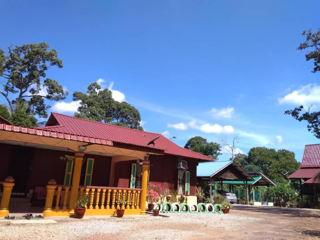 Homestay Warisan Bonda Masjid Tanah/Melaka Exteriör bild